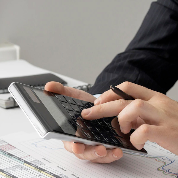 Impuestos Mensuales y Anuales